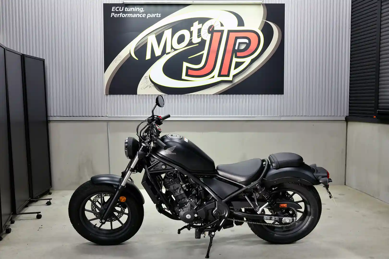HONDA REBEL250 E-Clutch