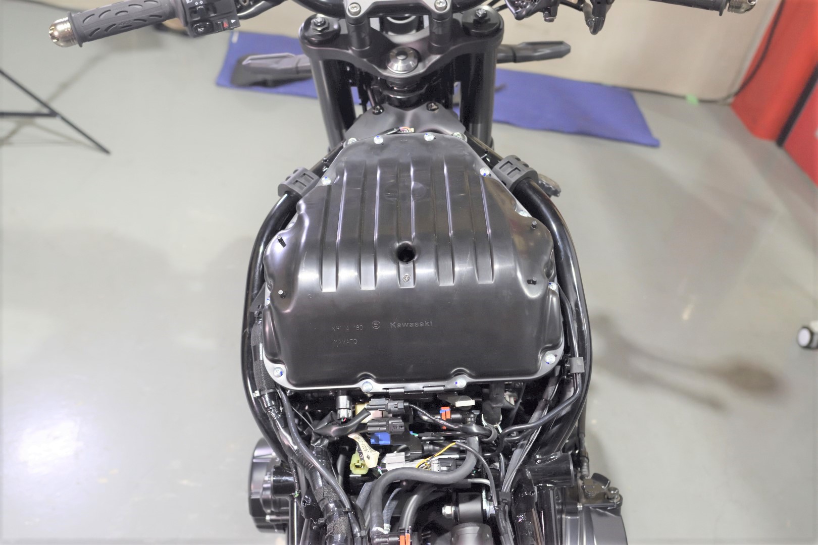 [No.3] KAWASAKI Z900RS 2018-2020 Translogic製クイックシフター 取付