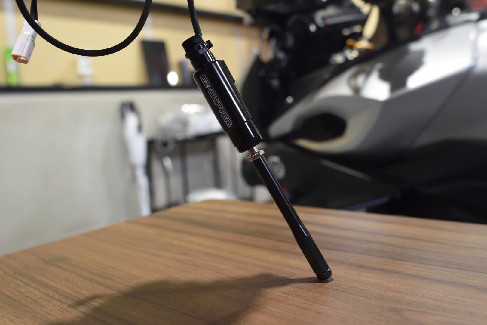 [No.9] YAMAHA MT-09 TRACER 2015-2016 EZ-SHIFTER 取付