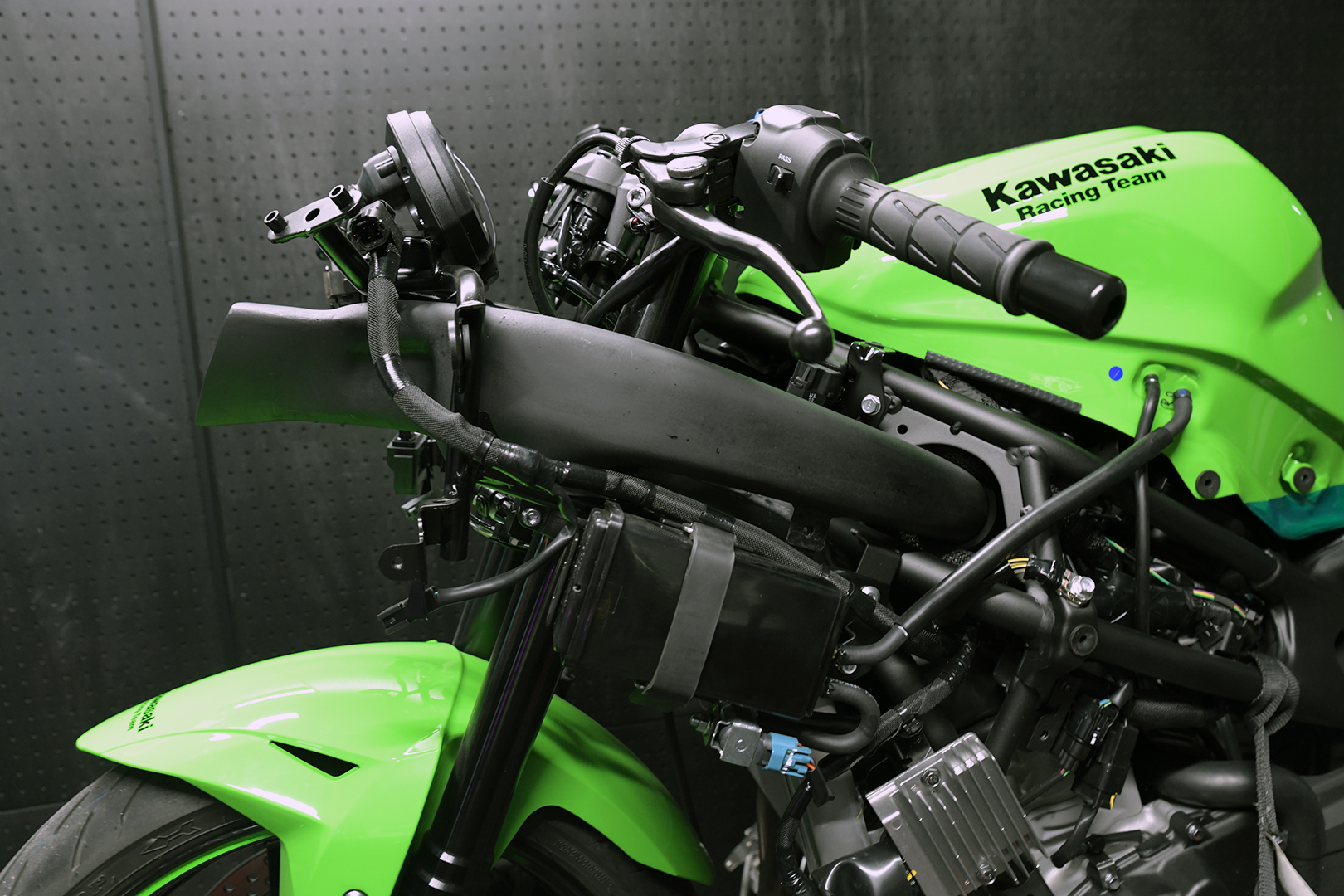  [No.5] KAWASAKI ZX-25R(SE) 2021-2022 ★吸気パーツ検証 Vol.1 [エアーダクト編]★