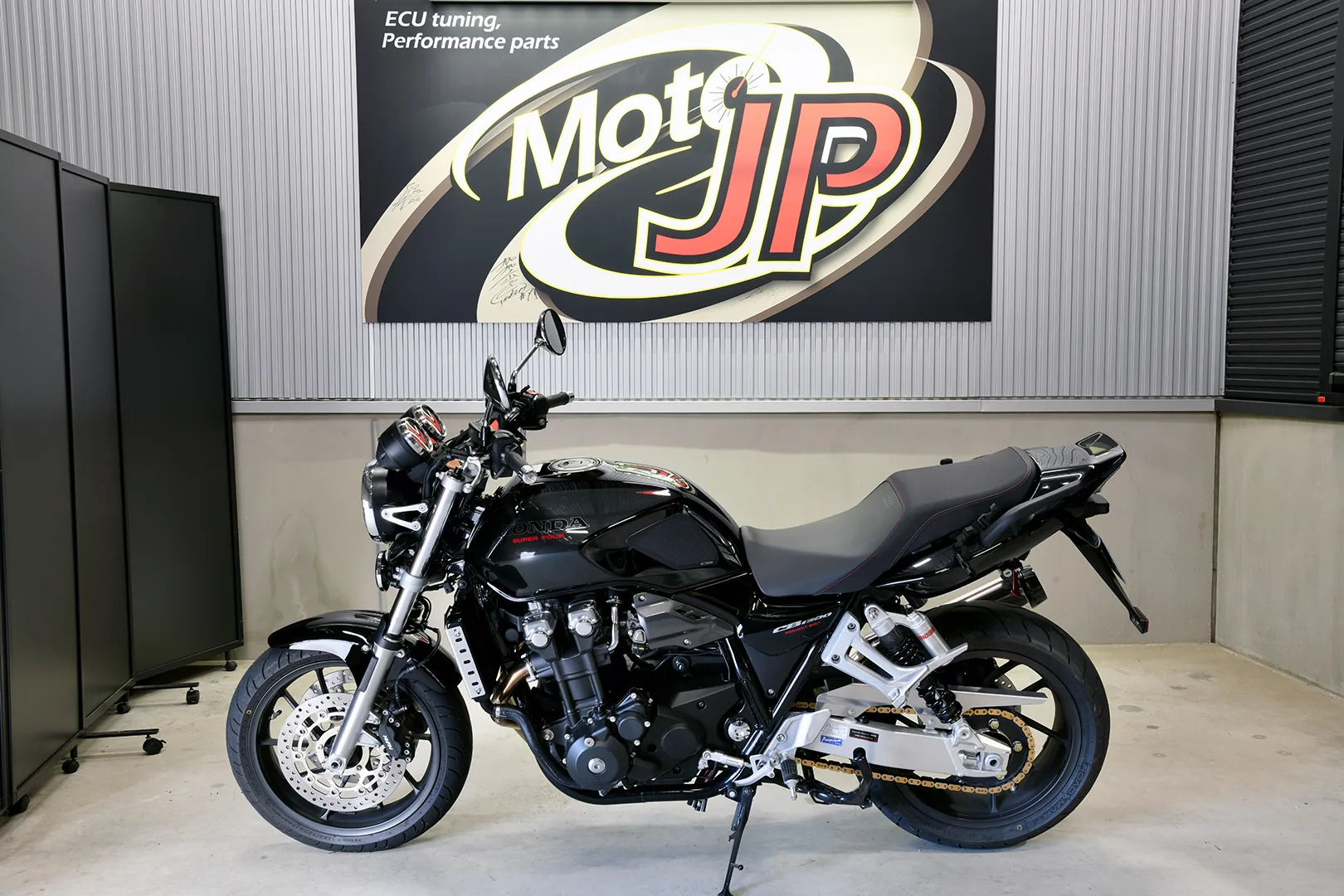 HONDA CB1300SF