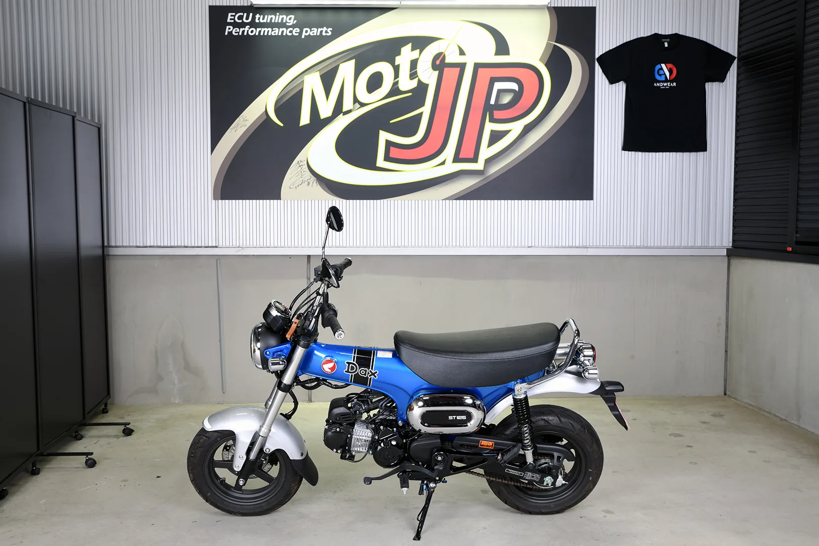HONDA DAX125