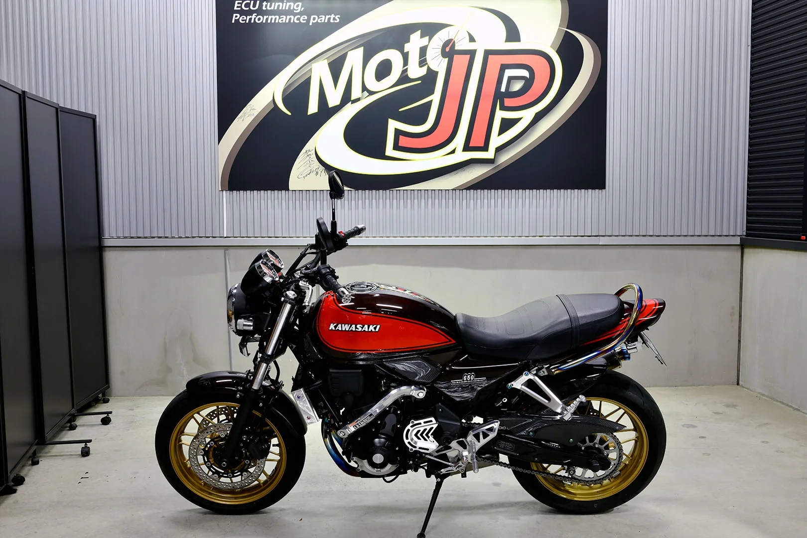 KAWASAKI Z650RS