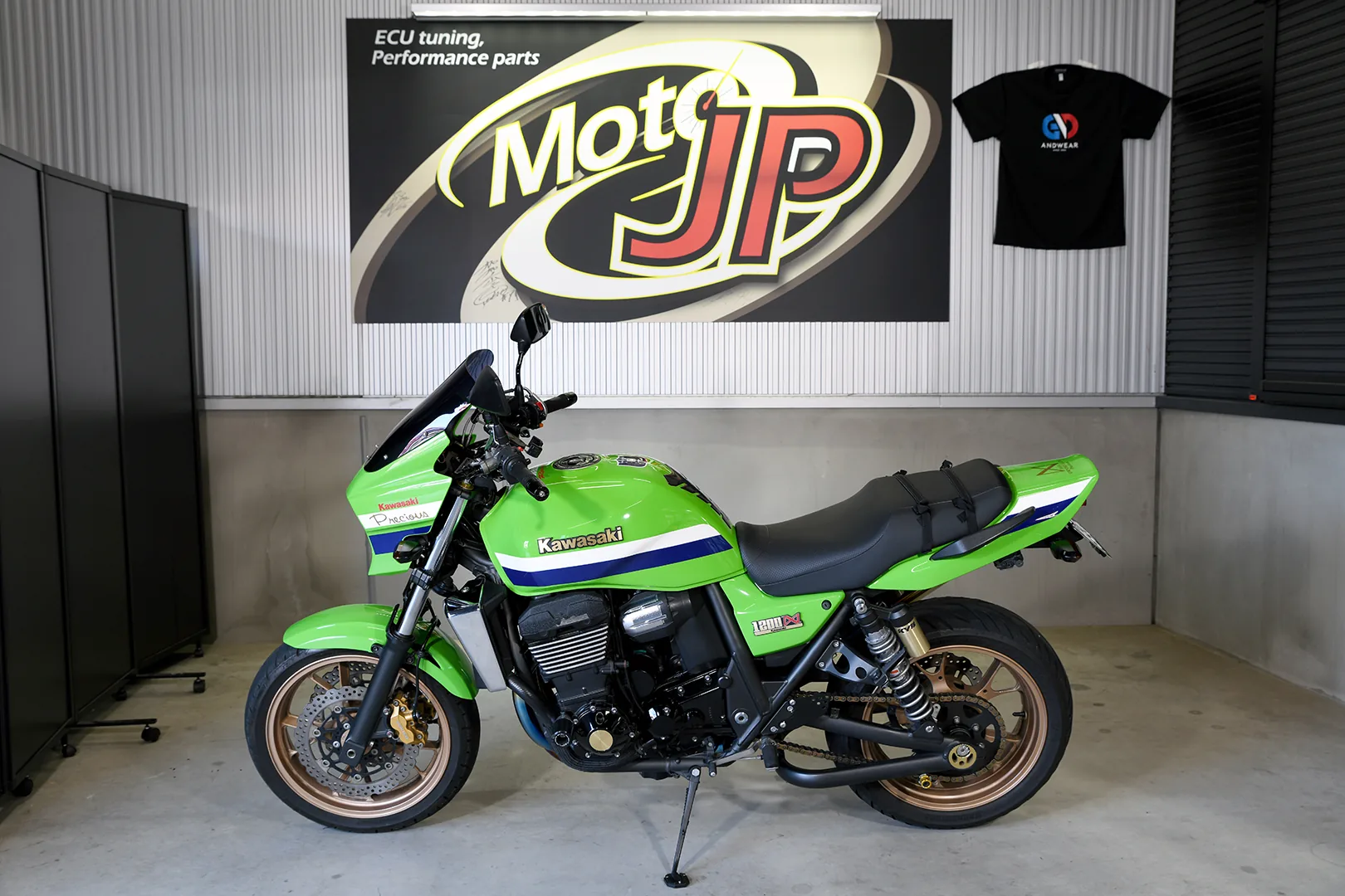 KAWASAKI ZRX1200DAEG