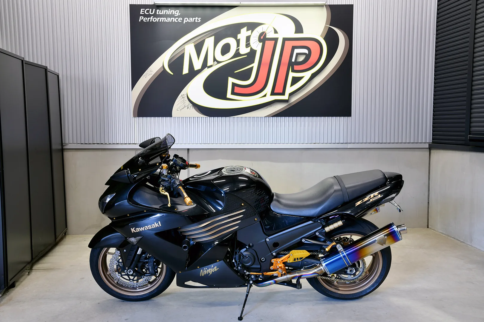 KAWASAKI ZX-14 (ZZR1400)