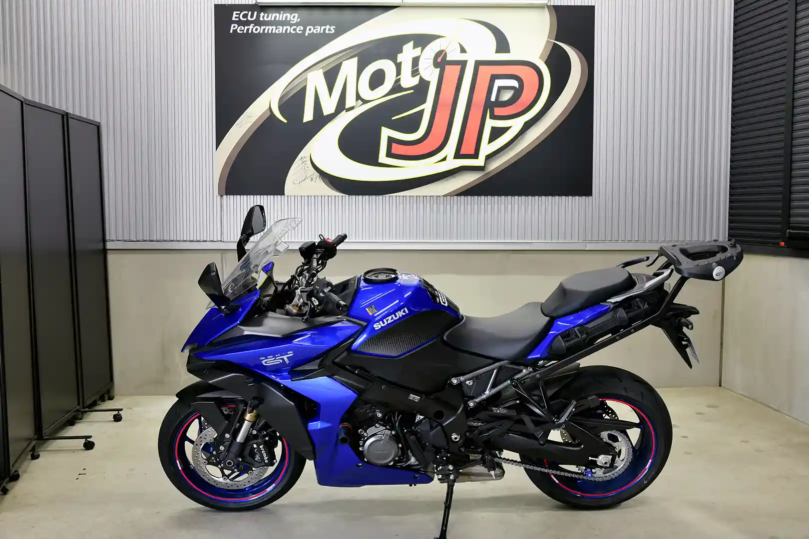 SUZUKI GSX-S1000GT